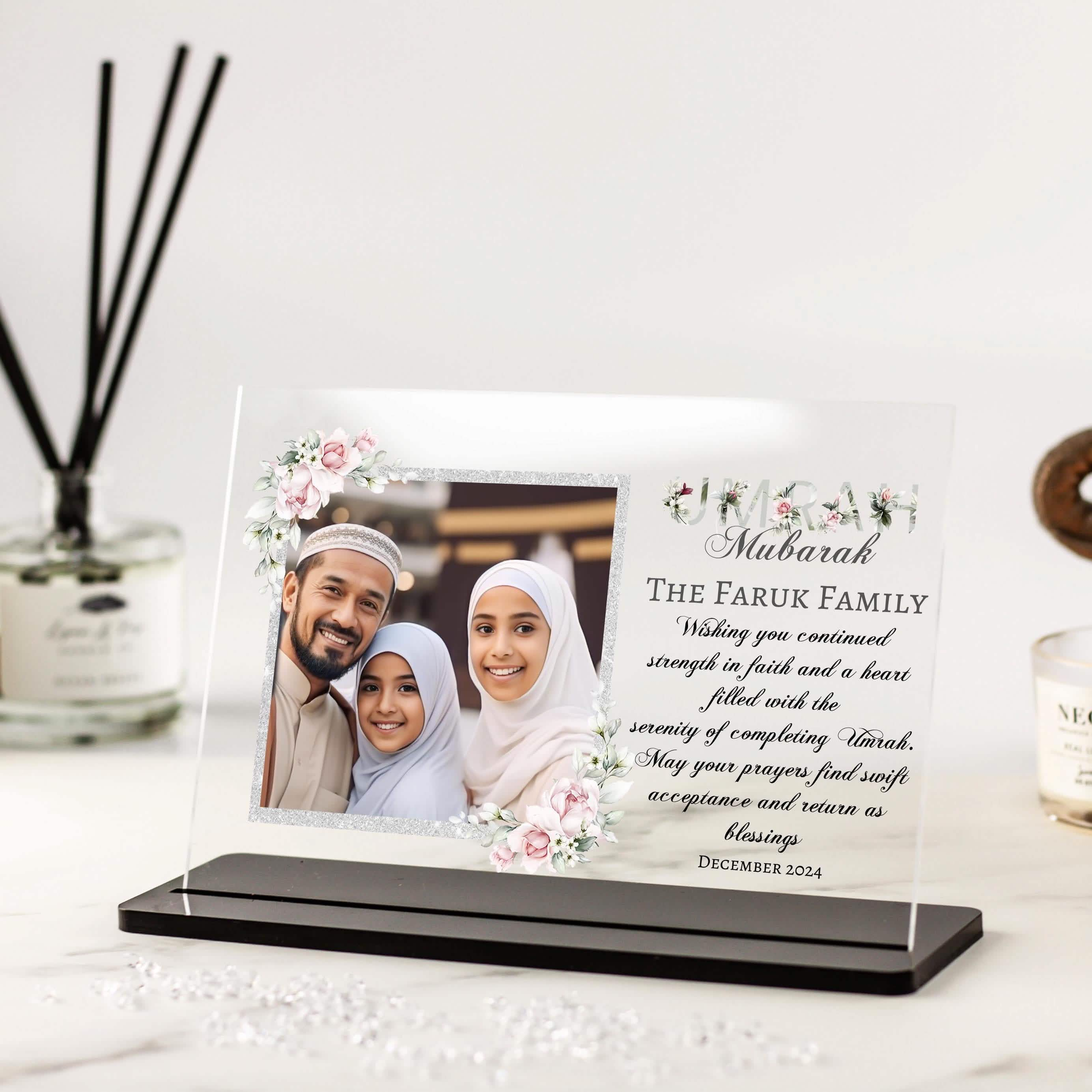 Umrah Mubarak Gift Photo Frame, Family Gifts, Mecca Photo Frame, Islamic Hajj Mubarak frame, Hamper, table decoration, ummrah decorations, Gift for couple, sister mum floral acrylic plaque